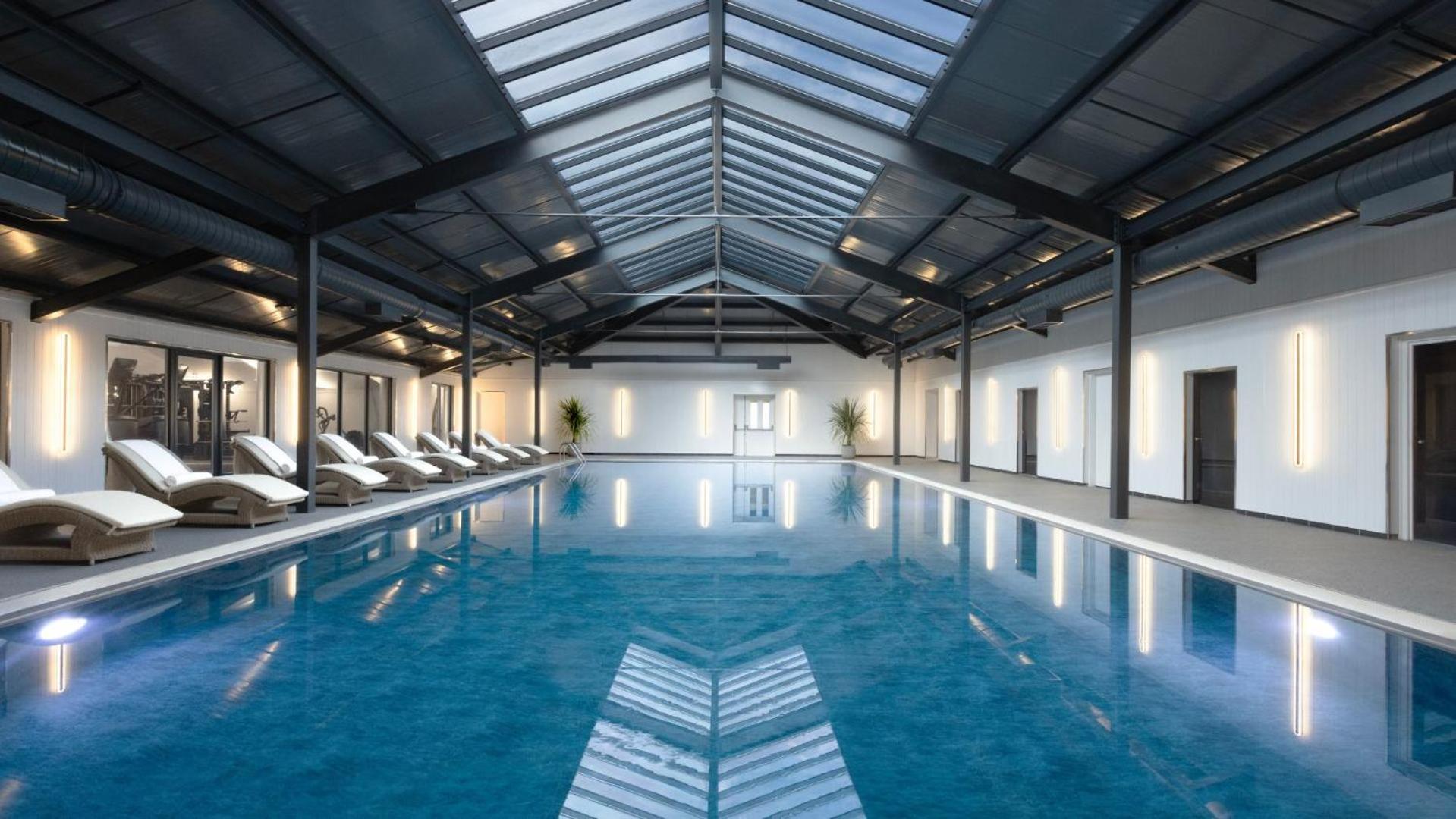 Mar Hall Golf & Spa Resort Bishopton  Ngoại thất bức ảnh The swimming pool at the hotel